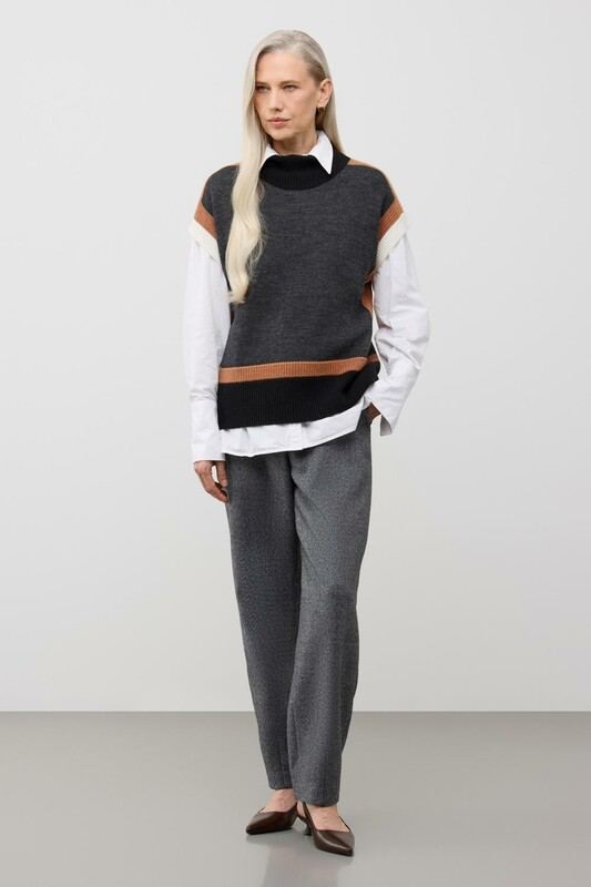 ����� ���